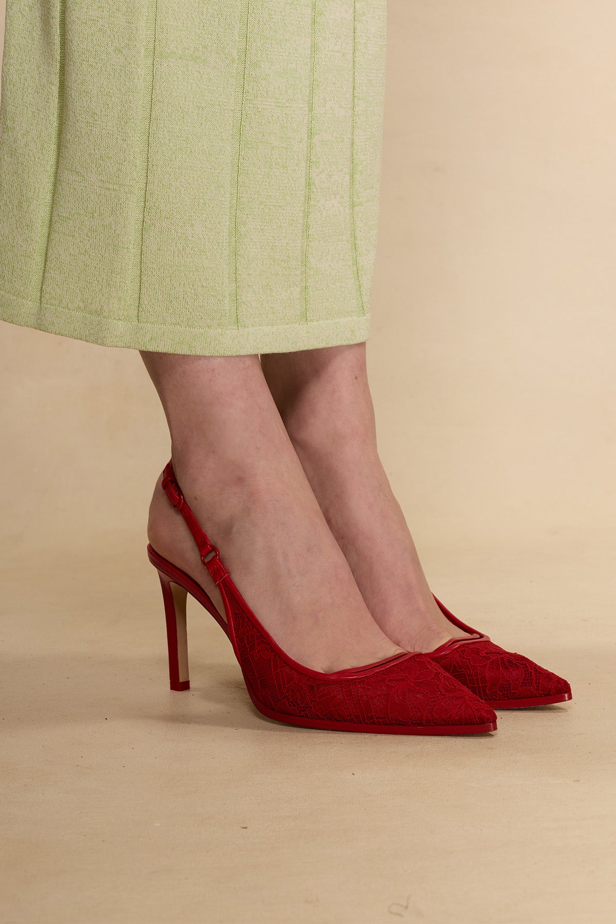 Hari Heel 1